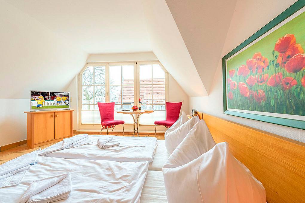Entire holiday apartment, Holiday apartment for 2 people with balcony in Ostseebad Binz, Binz