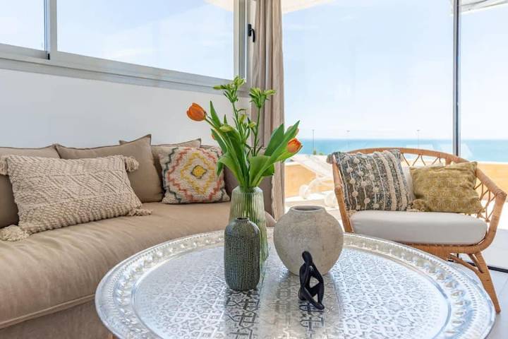 Casa rural para 8 personas, con terraza además de jardín y piscina en Fuengirola - 3