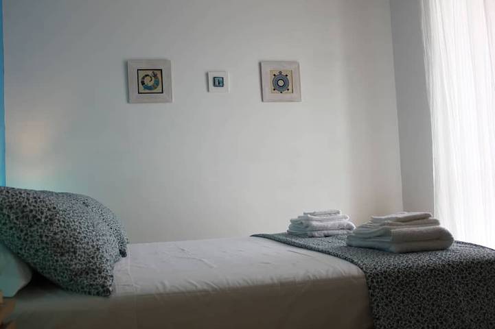 Apartamento entero, Villa Junto A La Playa: Apartamento con terraza - Escapada relajante in Santa Maria di Castellabate, Castellabate