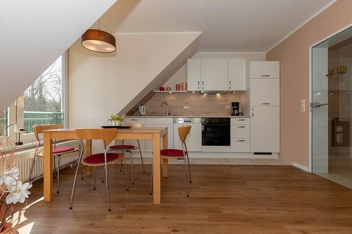 Ferienwohnung für 4 Personen, mit Balkon, mit Haustier in Kühlungsborn - 2