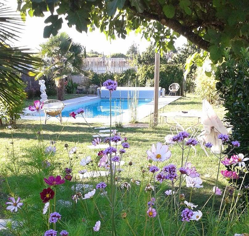 Une pause en ville - Belvédère in Saintes, Région de Saintes