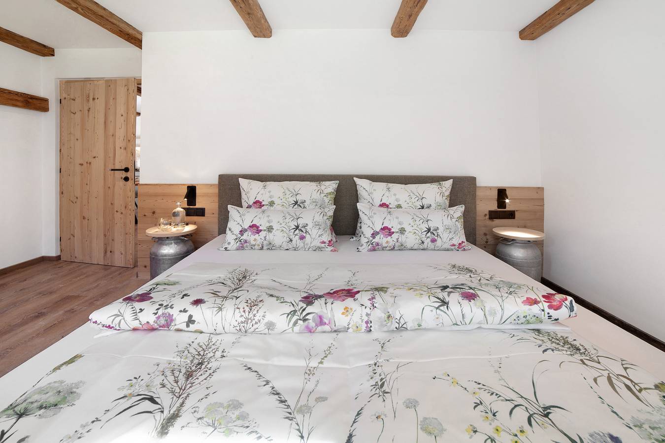 Ganze Wohnung, Ferienwohnung 'Heuglück' mit Bergblick, privater Terrasse und Wi-Fi in St. Martin in Passeier, Texelgruppe