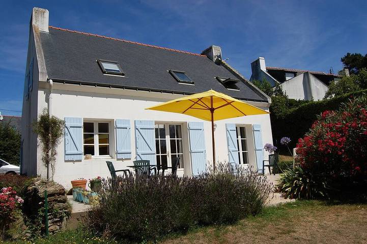 Location de vacances pour 8 personnes, avec jardin dans Plage Castoul Le Palais