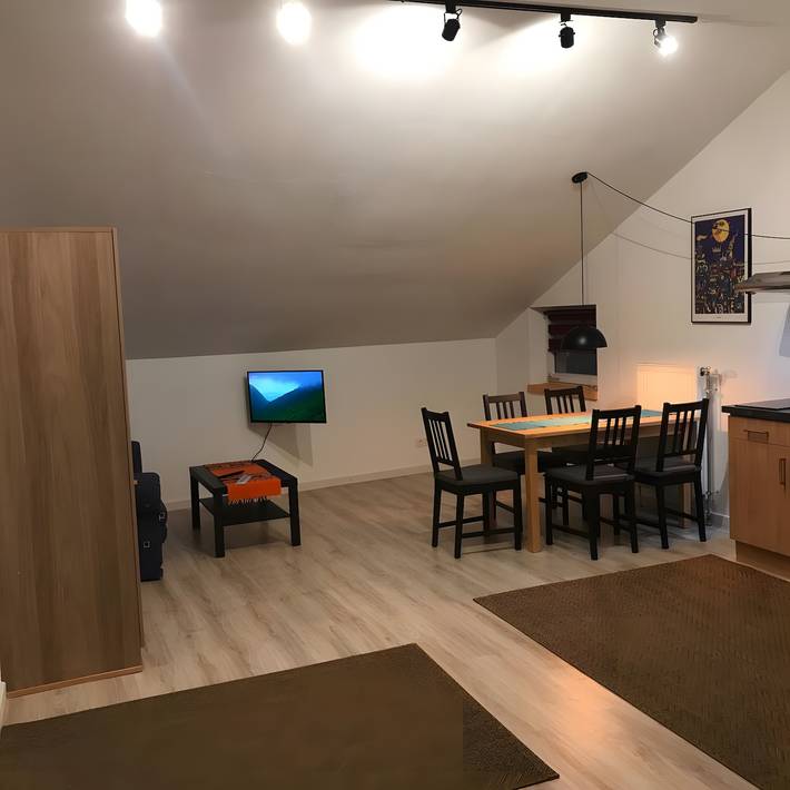 Apartamento entero, Apartamento "Prisca 4" con vistas a la montaña, balcón y wifi in Bühl-Bühlertal (Baden-Württemberg), Bühl