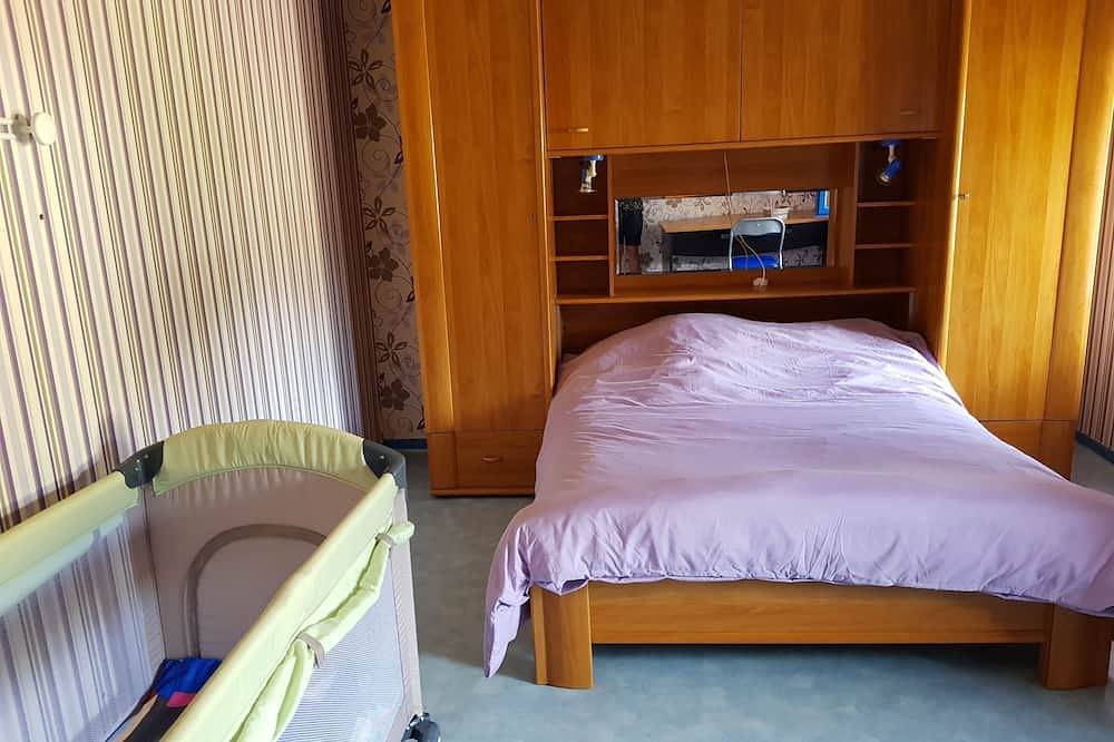 Renovated farmhouse sleeps 15 - Hautes Vosges in Fresse-sur-Moselle, Épinal en omgeving