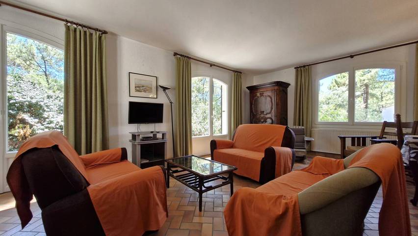 Location de vacances pour 8 personnes, avec piscine ainsi que jardin et terrasse dans Zoo La Palmyre - 3