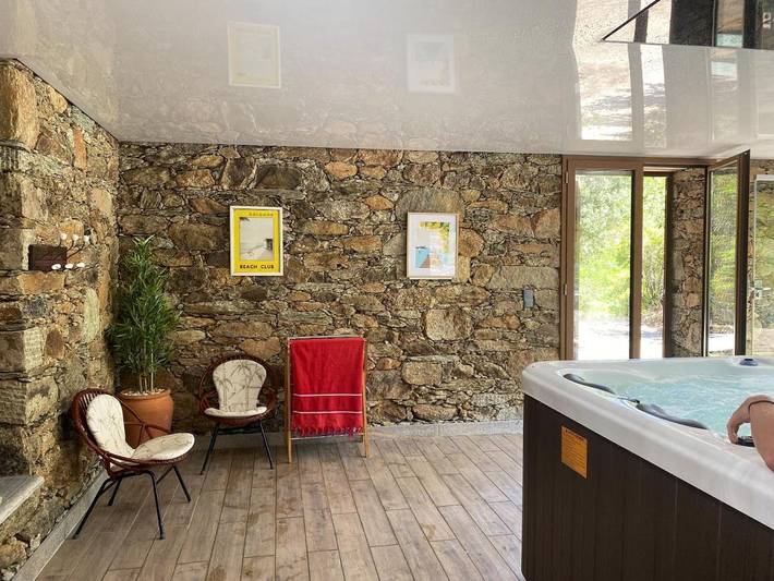 Location de vacances pour 10 personnes, avec jardin et terrasse à Santo-Pietro-di-Tenda - 2