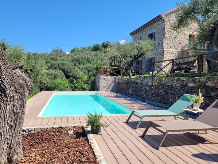 Villa con piscina per 8 persone, con piscina e giardino nonché idromassaggio in Cilento