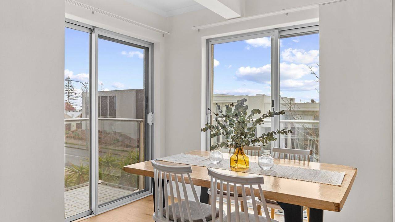 Entire holiday apartment, Ferienwohnung für 4 Personen (2 m²) in Henley Beach in Henley Beach, South Australia