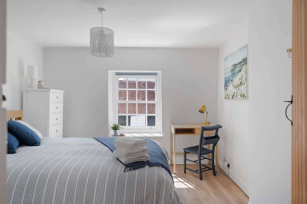 Serene Cottage Nr the Waterfront, Topsham in Crealy Adventure Park, Devon
