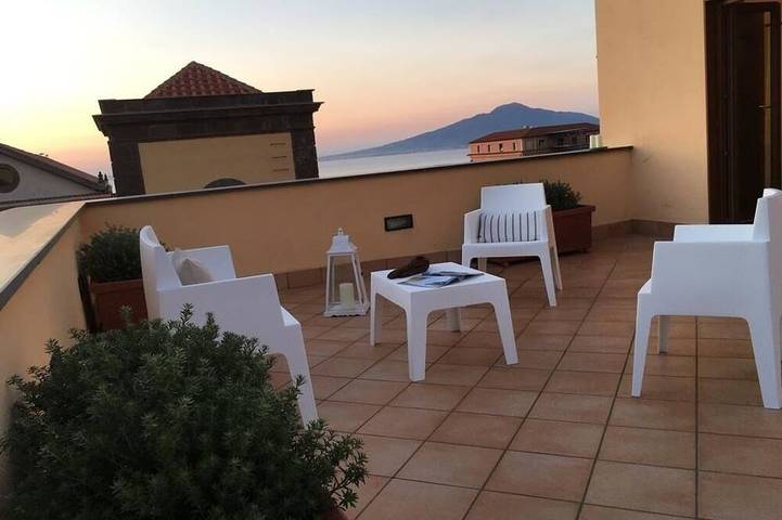 Location de vacances pour 2 personnes, avec terrasse, animaux acceptés à Sorrento