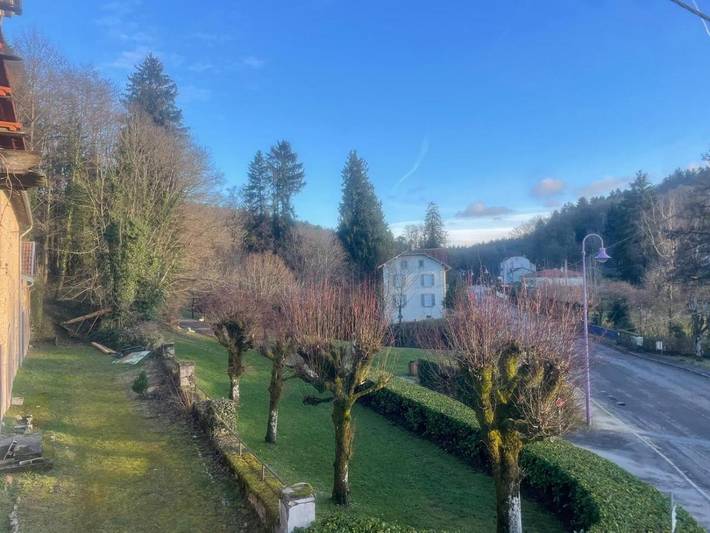 Gîte pour 4 personnes, avec jardin et vue dans Bains-les-Bains - 2