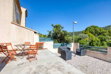 Appartement De Vacances pour 5 Personnes dans Clermont-l'Hérault, Côte méditerranéenne (France), Photo 1