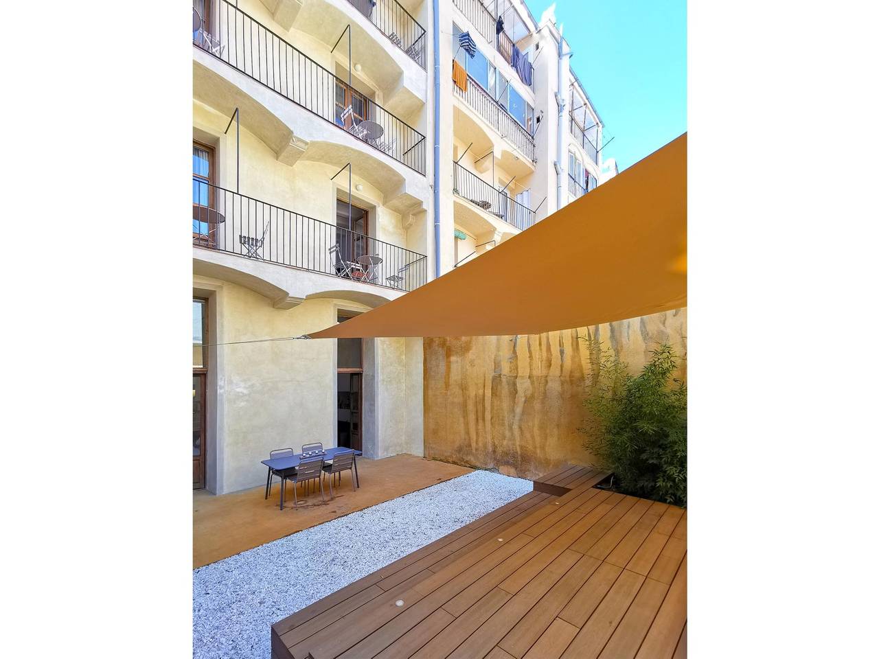 Entire holiday apartment, Classbedroom Port Ramblas Spa in Barcelona Centre, Barcelona