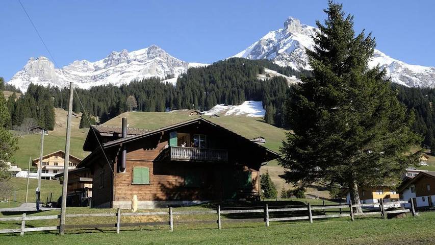 Hütte für 5 Personen, mit Garten im Berner Oberland - 4