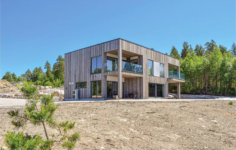 Ferienhaus für 10 Personen, mit Terrasse und Garten - 1