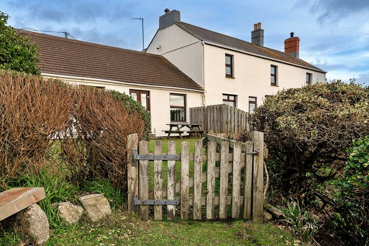 Holiday rental for 6 people, with ocean view and garden in Sennen