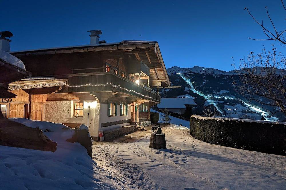 Chalet Weberer im Zillertal in Stummerberg, Ski-Optimal Hochzillertal