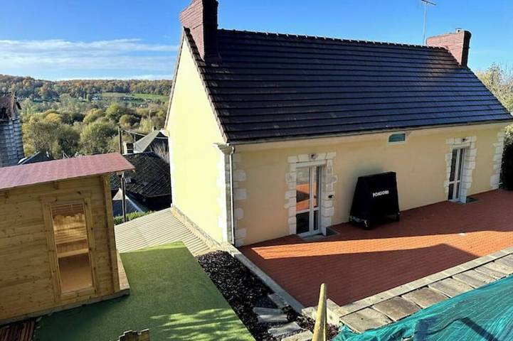 Location de vacances pour 8 personnes, avec terrasse ainsi que sauna et jardin dans Montfort-sur-Risle
