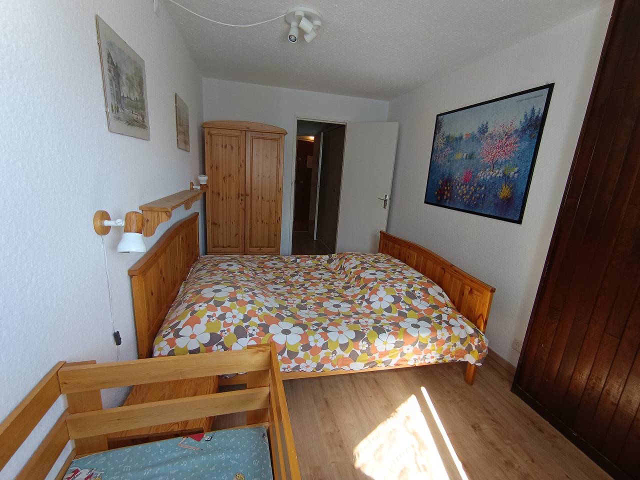 Appartement entier, Appartement 4 pers, proche pistes et commerces, parking in Montgenèvre, Région de Briançon