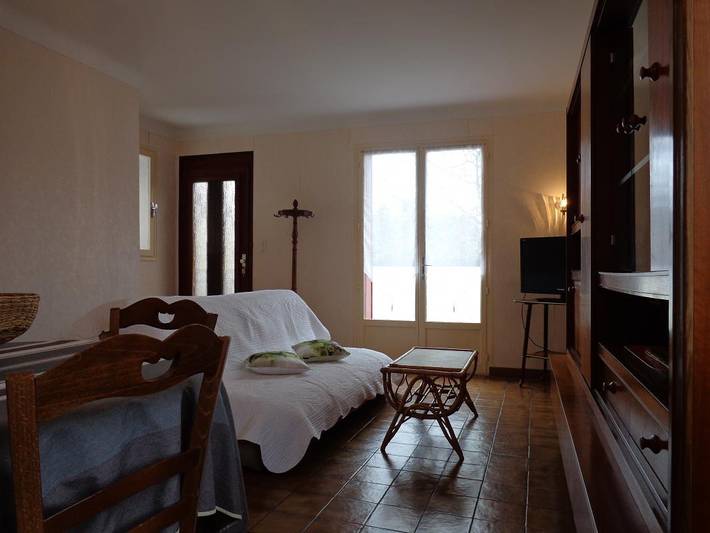 Gîte pour 4 personnes, avec jardin à Pouzac - 3