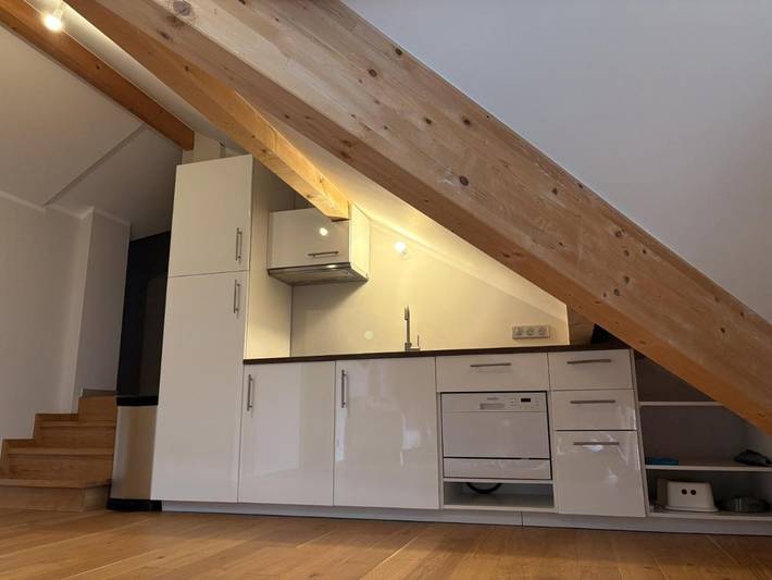 Gîte pour 4 personnes, avec vue ainsi que balcon et vue sur le lac à Conjux - 3