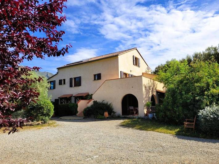 Location de vacances pour 2 personnes, avec jardin et piscine, animaux acceptés dans Favalello De Bozio - 4