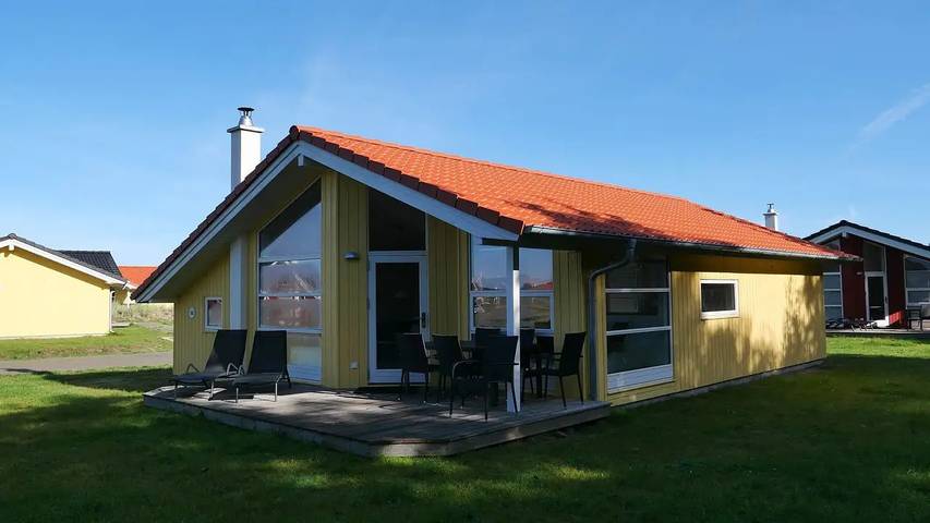 Ferienhaus für 7 Personen, mit Sauna und Terrasse in Großenbrode