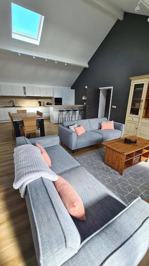 Holiday Home in Isnes, Gembloers