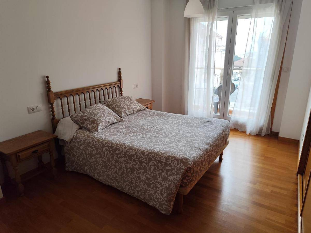 Apartamento entero, Three-Bedroom Apartment with Balcony in Cabana de Bergantiños, Costa da Morte