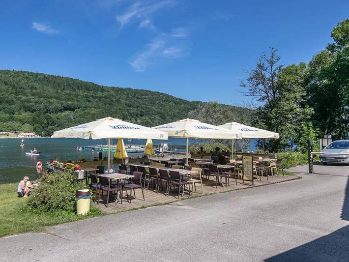 Flower Camping Ser Sirant - Mobilheim 6 personen - Mobilheim „Standard Loggia“ 26 m² – 2 Schlafzimmer + überdachte Terrasse 9 m² + Tv, 4–6 Personen in Cholonge, Isère