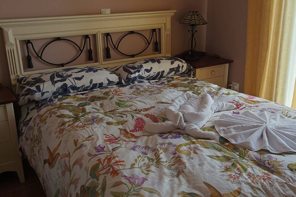 Tietar Valley in Lanzahíta, Valle del Tiétar