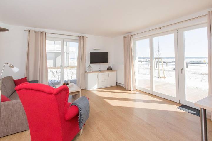 Ferienwohnung für 4 Personen, mit Terrasse und Seeblick in Plau am See, Plauer See