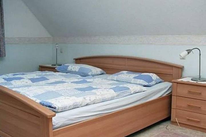 Ferienhaus für 5 Personen, mit Terrasse und Garten in Carolinensiel - 2