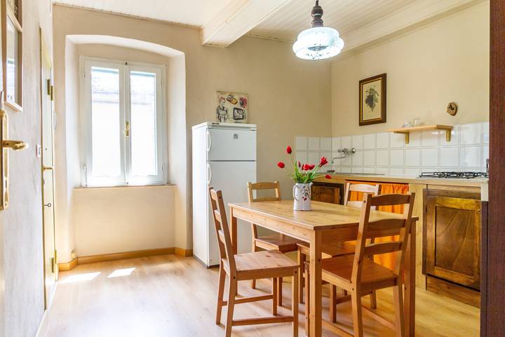 Hel lejlighed, Apartment 'Il Corso' with Balcony in Roccastrada, Grosseto Provinsen