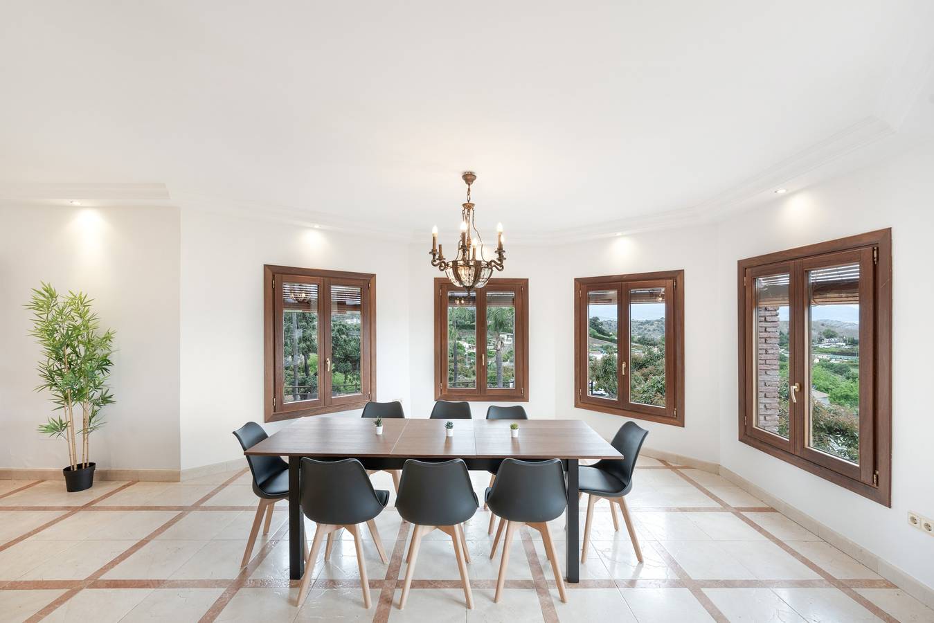 Villa „Mirador“ mit Gemeinschaftspool, Wlan und Klimaanlage in Coín, Málaga Provinz