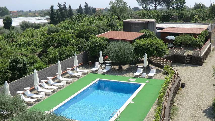 Casa de vacaciones para 17 personas, con jardín y piscina - 1