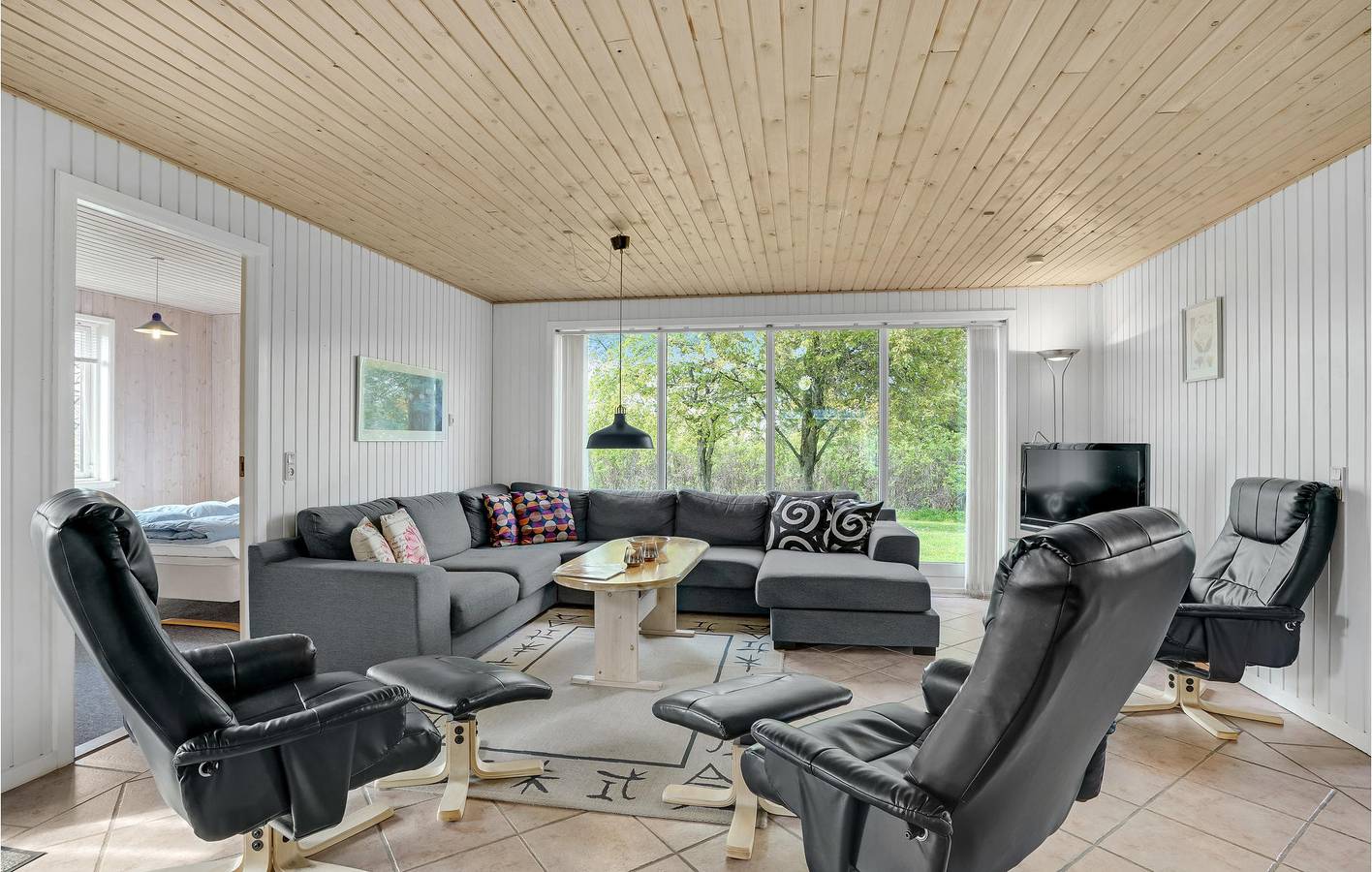 Feriehus for 12 personer med terrasse in Hvalpsund, Farsø