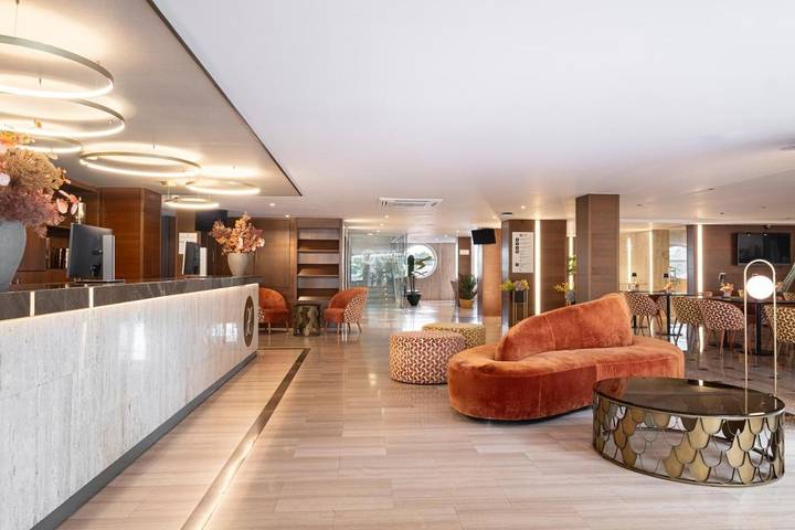 Hôtel pour 2 personnes, avec terrasse et piscine à Cerdanyola del Vallès