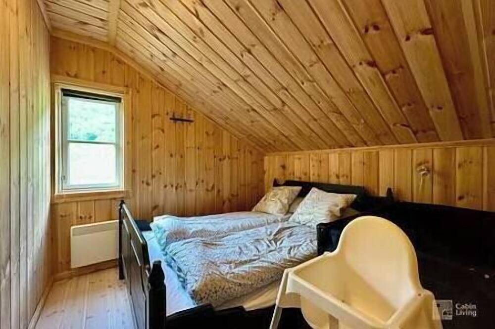 Indoor hot tub, views & nature, cosy family cabin in Tyin-Filefjell, Vang