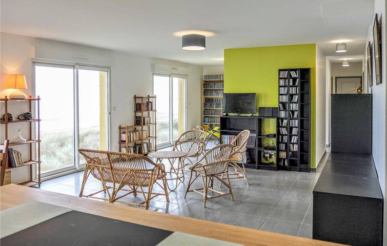 99m² Meerblick-Apt mit Parkplatz, WiFi & Angeln in Pirou, Coutances und Umgebung