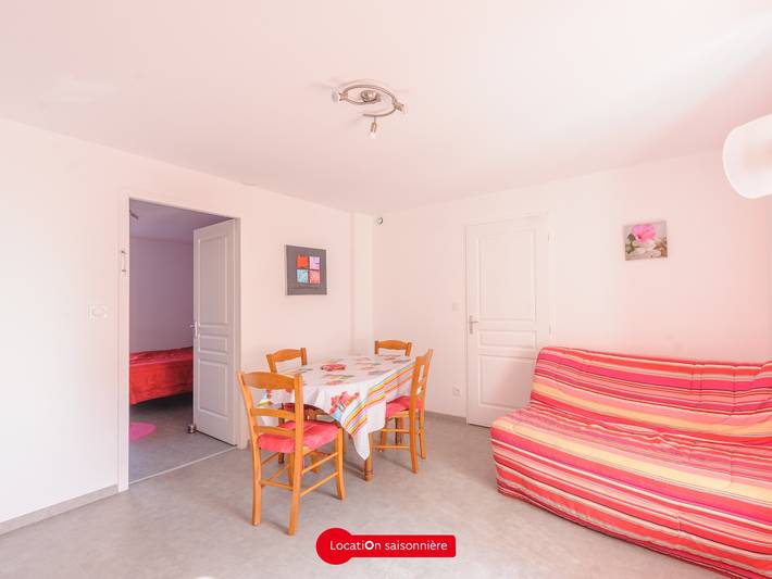 Appartement entier, Appartement T2 à 50m de la plage avec cour, Wifi et équipements bébé – 4 pers, Châtelaillon-Plage in Châtelaillon-Plage, Région de La Rochelle