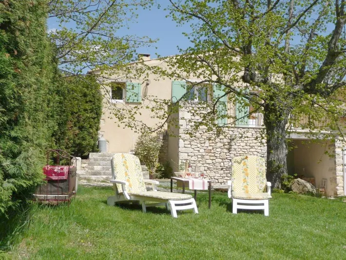 Casa de vacaciones para 2 personas, con vistas y jardín - 1