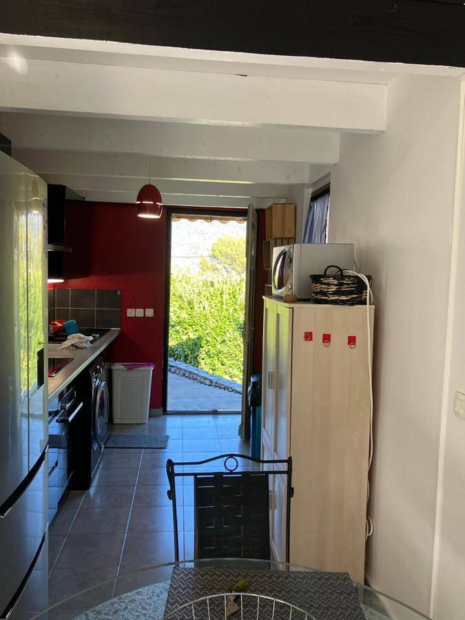 Gîte pour 4 personnes, avec terrasse et vue, adapté aux familles à Peymeinade - 4