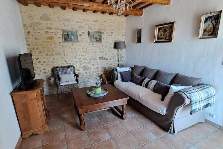 Gîte pour 10 personnes, avec jardin et jacuzzi à Cairanne - 3