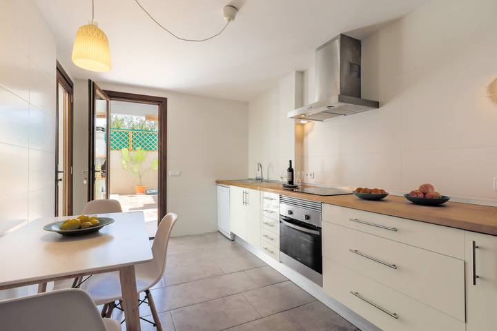 Finca für 8 Personen, mit Balkon und Pool sowie Garten in Cas Concos - 4