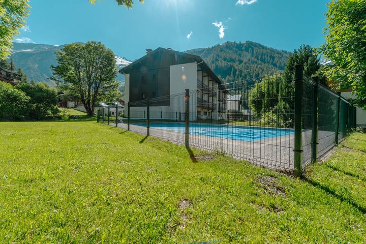 Ganze Wohnung, Studio de Balme w/Shared Pool & Near Slopes in Les Grandes Montets, Chamonix