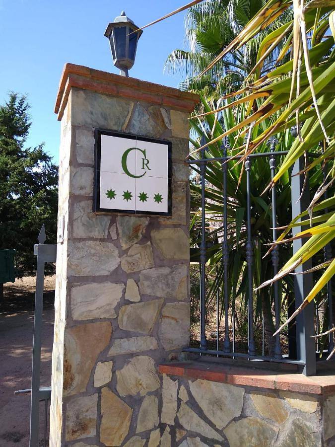 Casa de vacaciones para 7 personas, con jardín además de vistas y piscina, Se admiten mascotas en Provincia de Badajoz - 3