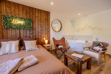 Gîte pour 2 personnes, avec jacuzzi et balcon à Ax-les-Thermes