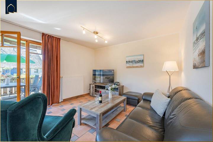 Ferienwohnung für 4 Personen, mit Garten und Sauna sowie Ausblick und Seeblick, mit Haustier am Achterwasser - 3